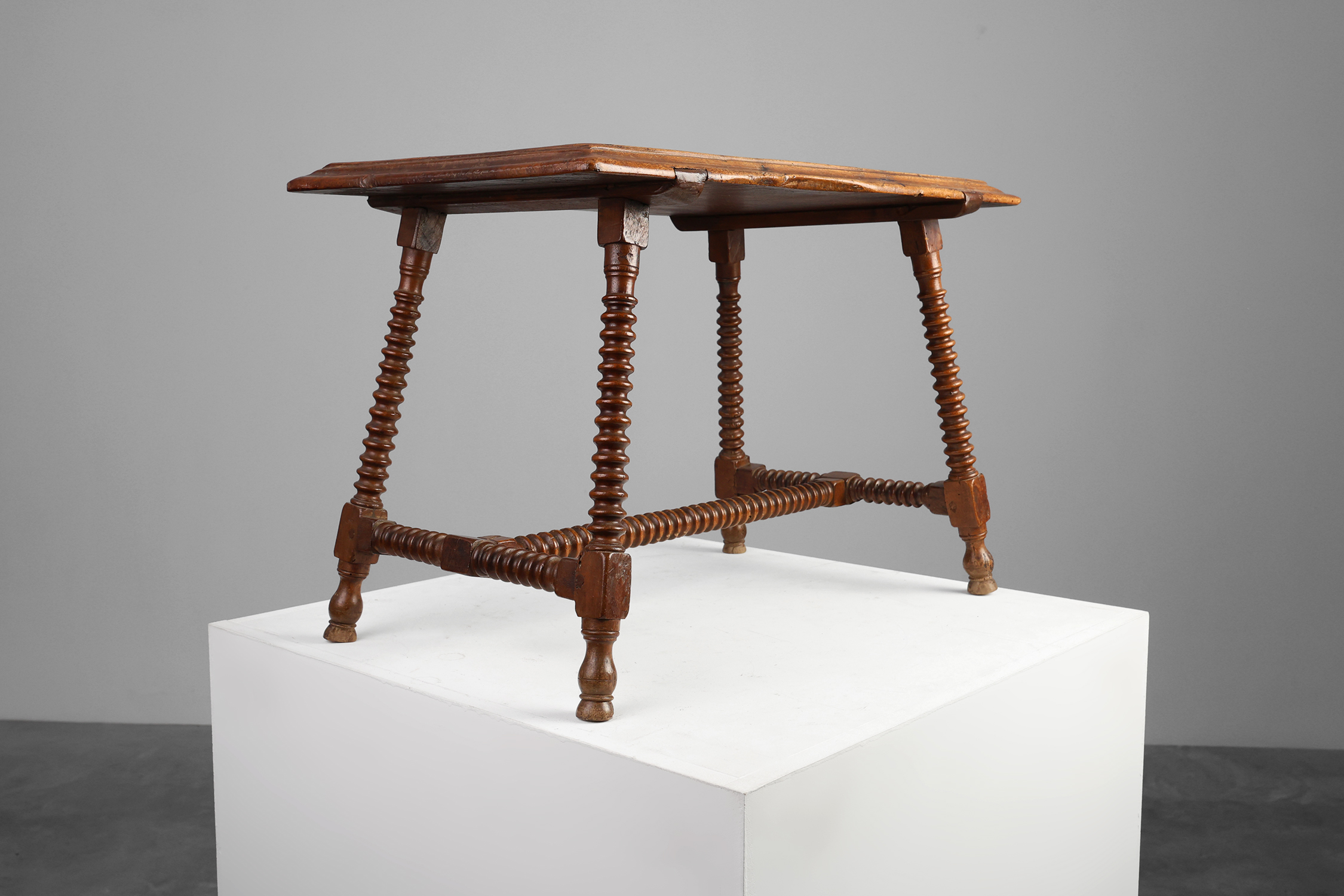 Antique Oak Side Table with Turned Legs and Stretcher Base, Spain, 17th Centurythumbnail